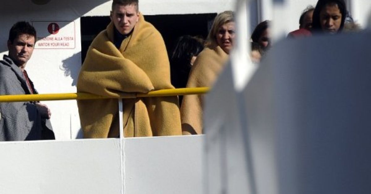 Катастрофа лайнера "Коста Конкордія"_5 / © AFP