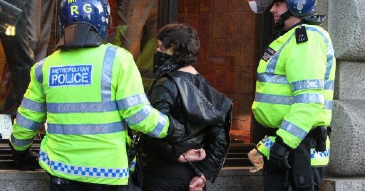 Тисячі студенти взяли участь у демонстрації проти скорочення фінансування освіти в Лондоні. / © AFP