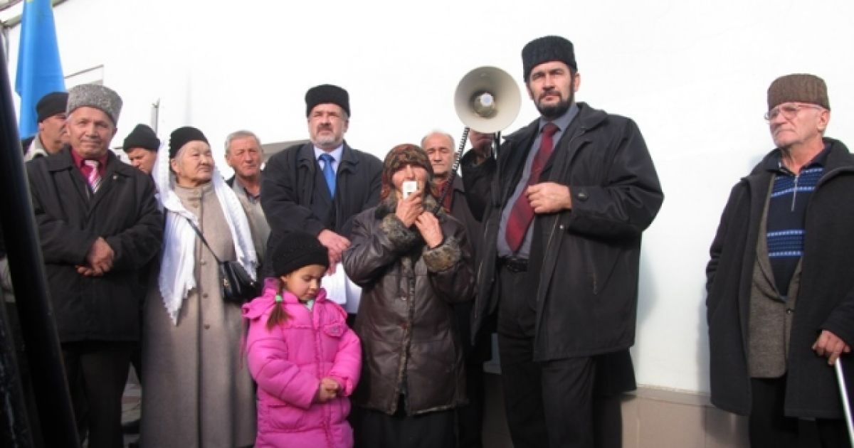 Мітинг прихильників Меджлісу "Ні &mdash; провокаторам! Так &mdash; єдності кримськотатрського народу!" / © Меджліс