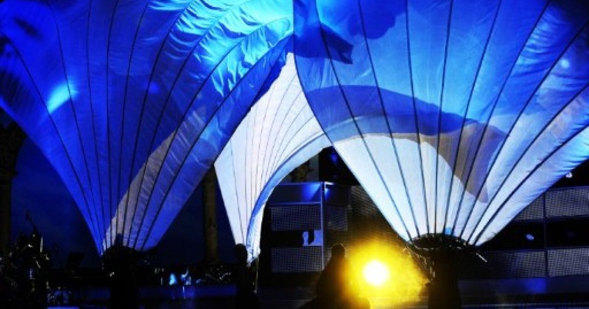 У Лос-Анджелесі провели урочисту 12-ту церемонію вручення музичної премії Grammy Latino Awards / © AFP