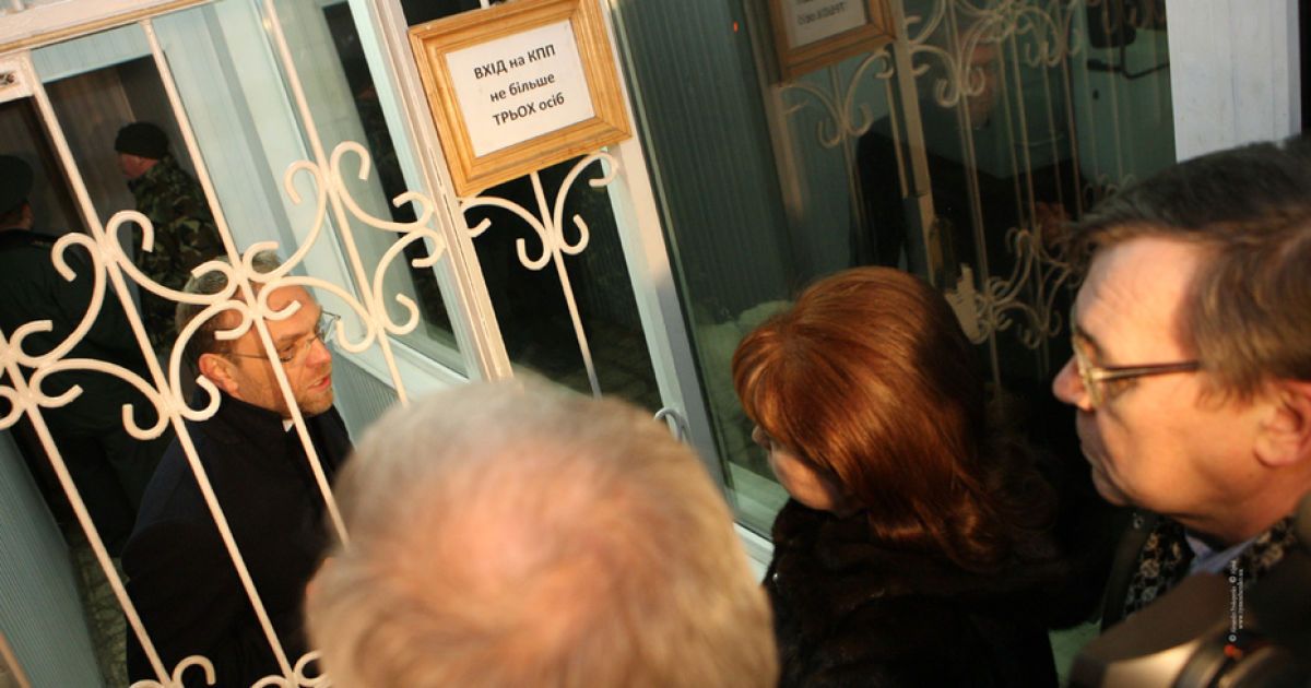 У Тимошенко переконують, що ніякого огляду не було