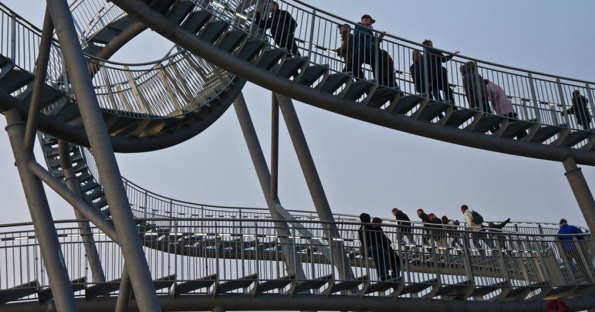 Пішохідні американські гірки "Тигр і черепаха &ndash; чарівна гора" у німецькому Дуйсбургу. / © bigpicture.ru