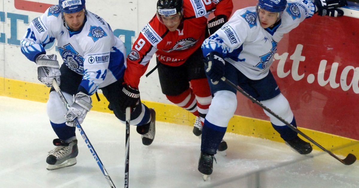 Кияни Андрій Ніколішин і Всеволод Толстушко проти Ільшата Ісхакова