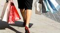 Жінки, бігаючи по крамницях, спалюють калорії