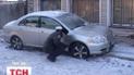 У зупинку громадського транспорту врізався легковик в Одесі