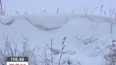 Погана погода відрізала Крим