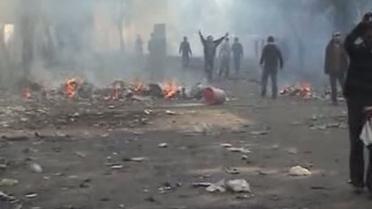 Перемирие на Тахрире закончилось новыми стычками