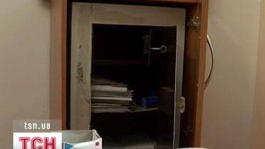 Ровенские медики перед праздниками остались без зарплаты