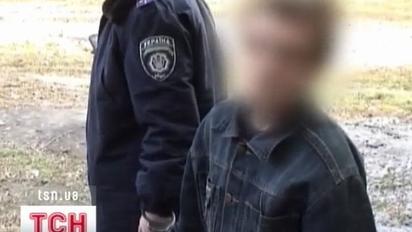 Двоє бомжів у центрі Макіївки спалили свою приятельку