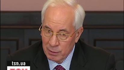 Азаров незадоволений продуктами в Україні