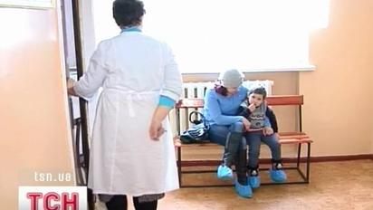 Вакцинацію з поліомієліту призупинено в двох областях України