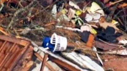 Сильні торнадо пронеслися по декількох штатах Америки