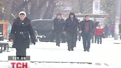 Погода приготувала неприємні сюрпризи для водіїв