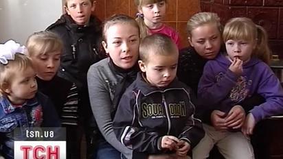 11 дітей на Львіщині залишились без матері і, фактично, без батька