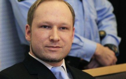 Норвезький терорист Брейвік вважає психлікарню гіршою за смерть