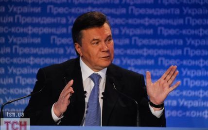 Янукович пожалівся, що ніхто не хоче допомагати Україні розібратися з Росією