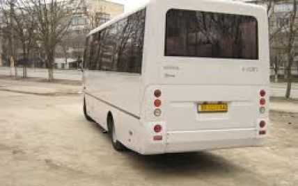 На Донеччині загорівся автобус із 26 пасажирами