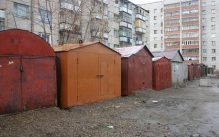 Колишнього сбушника знайшли мертвим у власному гаражі
