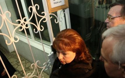 Тимошенко перевели у медичний ізолятор і напихають знеболювальним