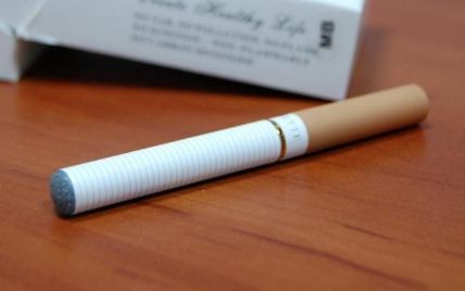Переход на электронные сигареты может спасти миллионы жизней – ВВС