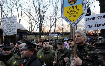 Відомий поет передрік Україні прихід нового Майдану зі Сходу