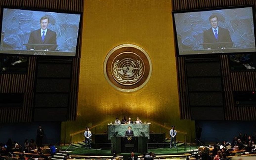 У Нью-Йорку (США) в рамках пленарного засідання високого рівня Генеральної Асамблеї ООН відбувся "саміт тисячоліття", в якому взяли участь 139 глав держав і урядів, включаючи президента України Віктора Януковича. / © AFP