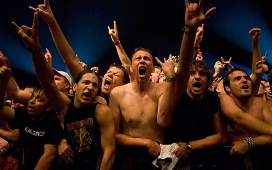 Протягом четвертого дня фестивалю "Sziget-2010" вдбулись виступи легендарного британського гурту "Iron Maiden", співачки Ніни Хаген, гуртів The Cribs, Infected Mushroom, Tankcsapada та інших. / © sziget.hu
