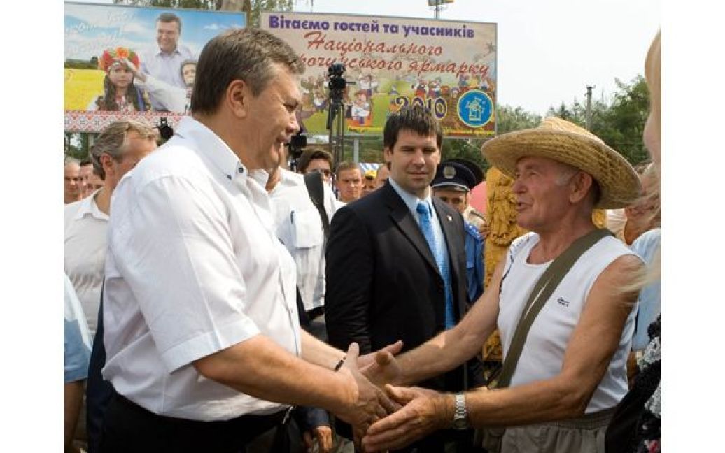 Президент України Віктор Янукович відкрив Сорочинський ярмарок. / © Офіційний сайт Президента України