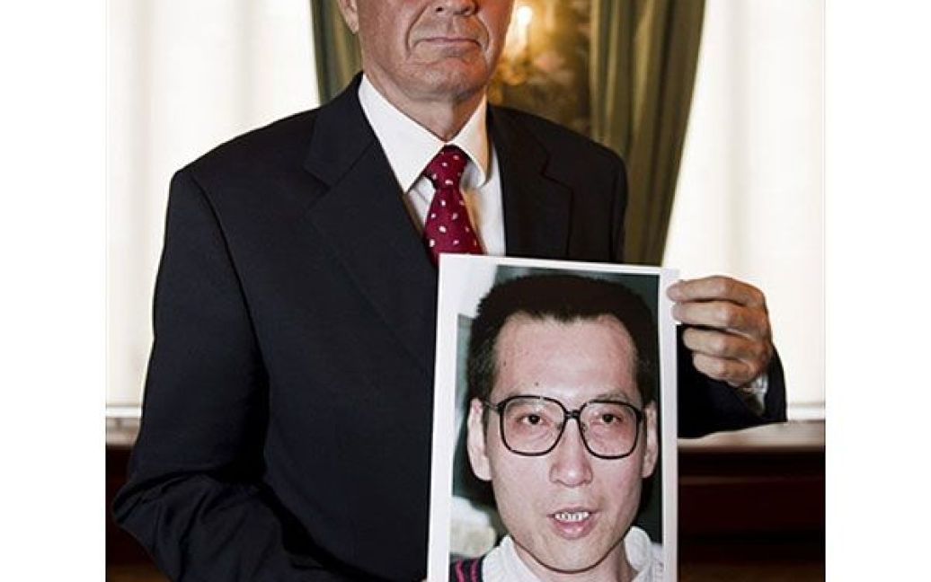 Лауреатом Нобелівської премії миру став китайський правозахисник Лю Сяобо, який зараз перебуває у в&rsquo;язниці. / © AFP