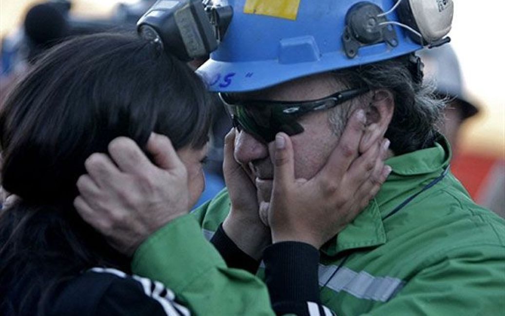 Гірник Франклін Лобос і його дочка Кароліна / © AFP