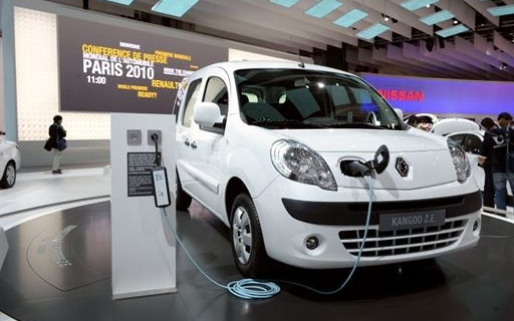 Новий електрокар Renault Kangoo Express ZE / © AFP