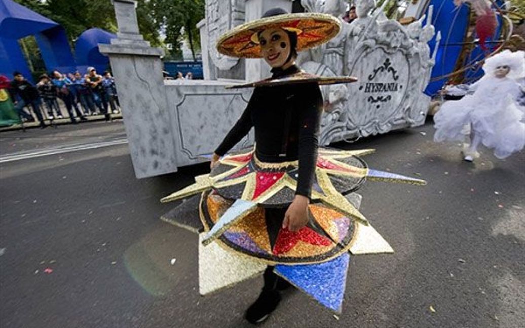 Основні святкування у Мехіко відбулись на головній площі країни - Зокало. / © AFP