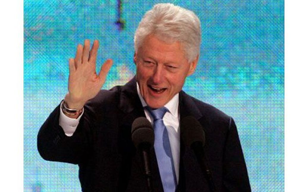 Екс-президент США Білл Клінтон закликав українців не боятися і проходити тестування на ВІЛ/СНІД. / © УНІАН