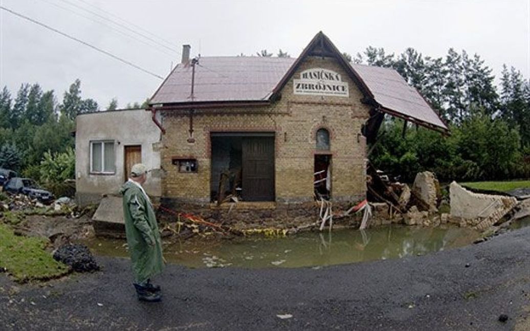 Наслідки руйнівної повені у Чехії. / © AFP