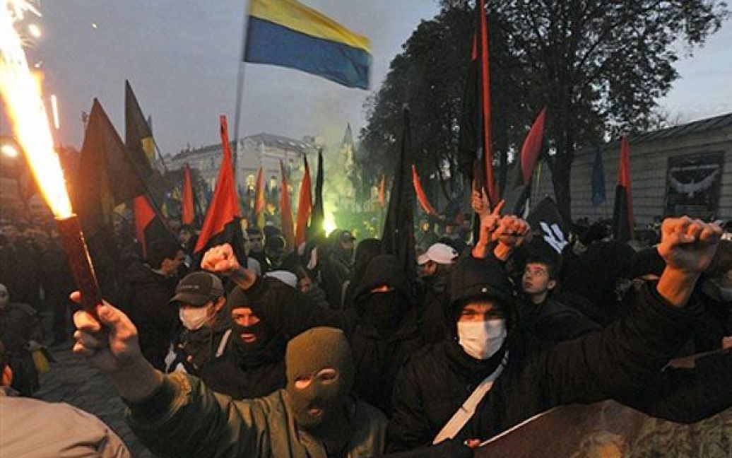 Колона учасників маршу пройшла вулицею Володимирською, від пам&#039;ятника Шевченку до Софійської площі. / © AFP