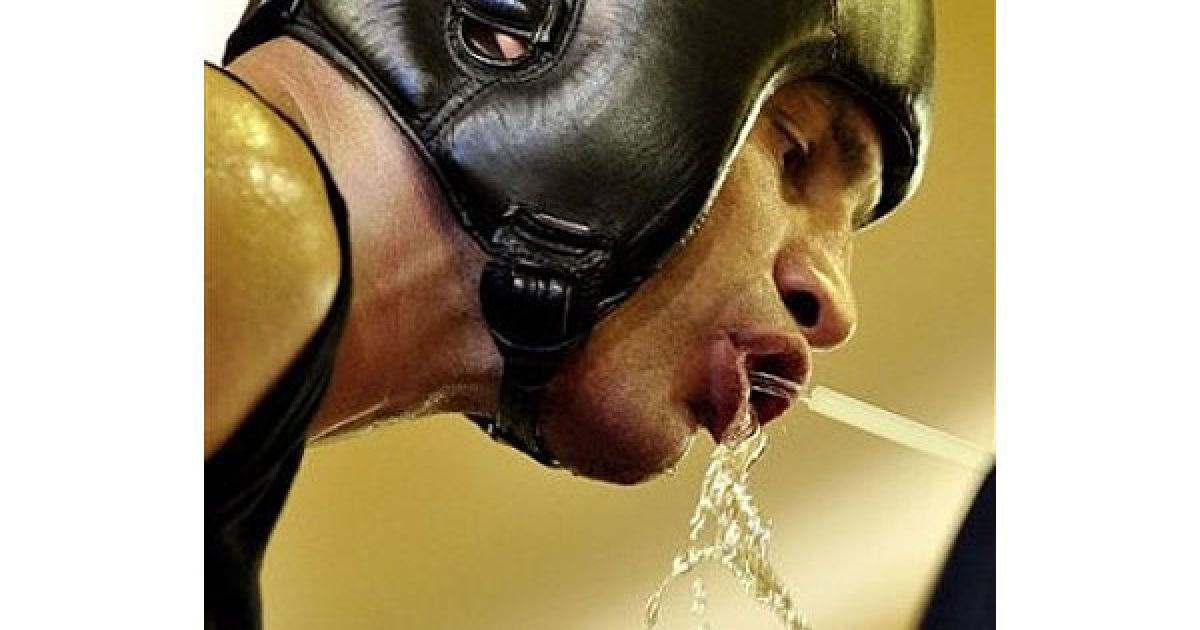 Відкрите тренування чемпіона світу з боксу за версією WBC українця Віталія Кличка пройшло у його тренувальному таборі, розташованому в австрійському Гоінгу. / © daylife.com