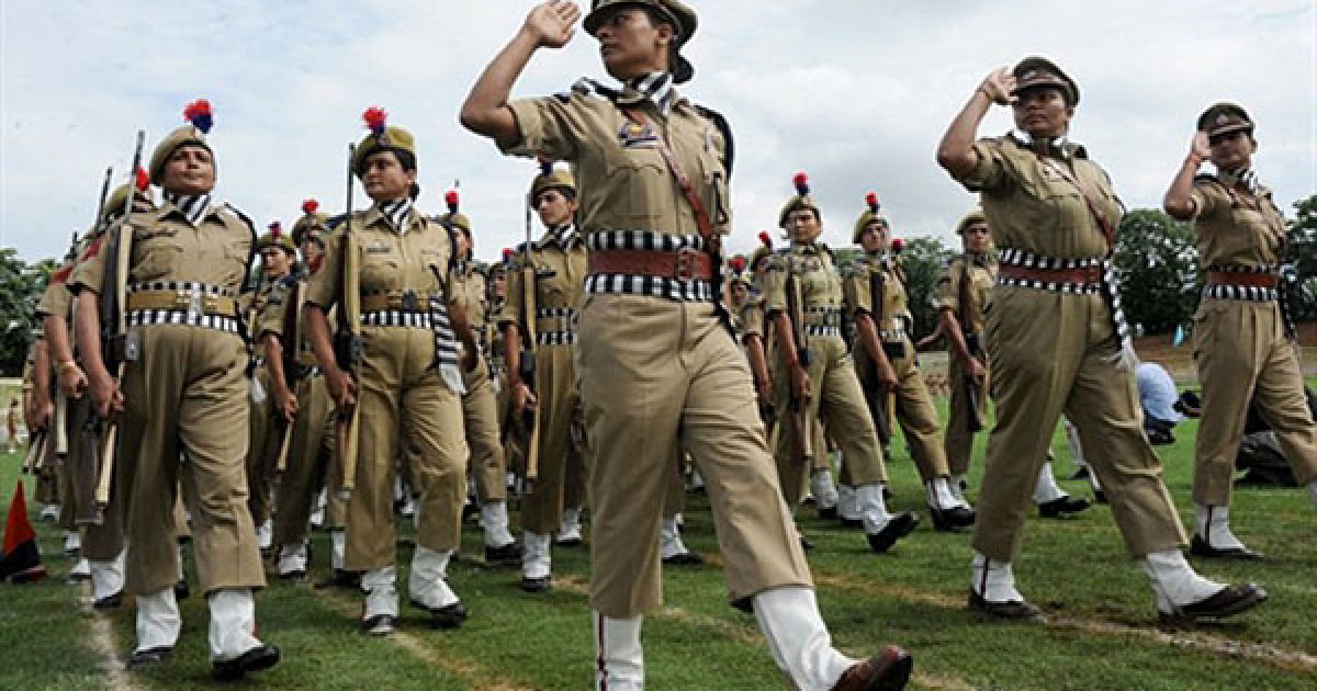 Жіночий поліцейський підрозділ під час святкування Дня незалежності Індії у штаті Срінагар. / © AFP