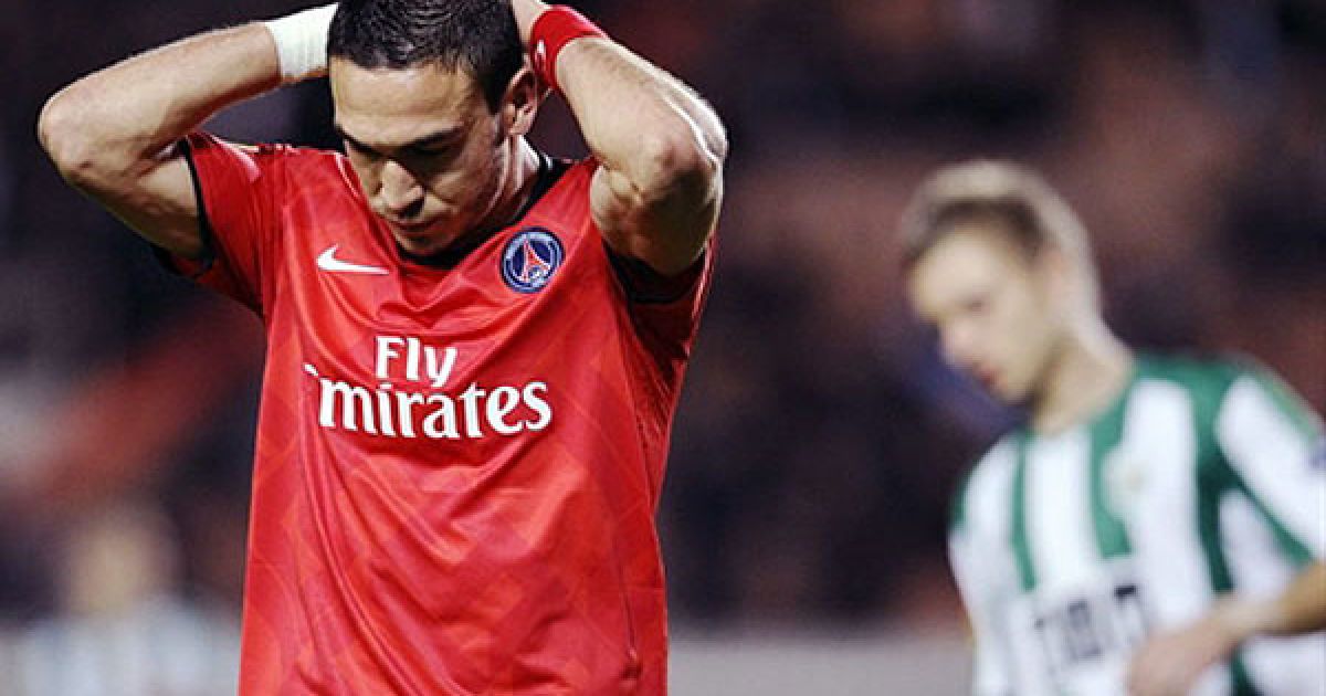 Ердінг (ПСЖ) не влучив у ворота "Карпат" / © AFP