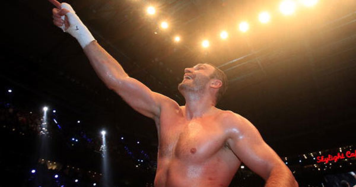 Чемпіон світу з боксу за версією WBC Віталій Кличко переміг дворазового чемпіона світу американця Шеннона Бріггса у поєдинку на "O2 World Arena" у Гамбурзі. / © Getty Images/Fotobank