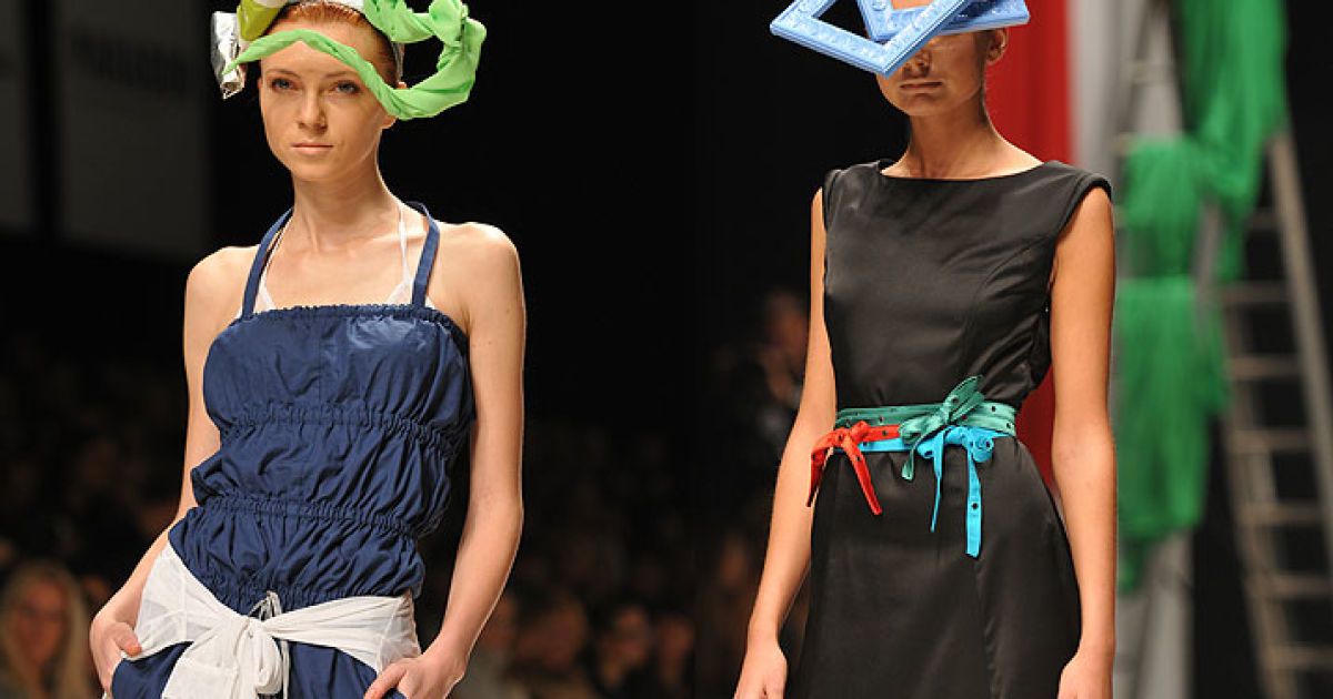 Показ колекції Larisa LOBANOVA