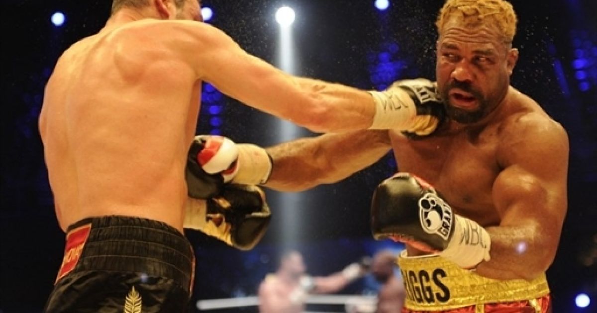 Чемпіон світу з боксу за версією WBC Віталій Кличко переміг дворазового чемпіона світу американця Шеннона Бріггса. / © AFP