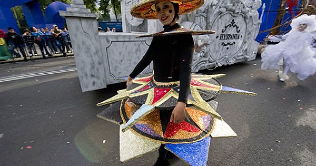 Основні святкування у Мехіко відбулись на головній площі країни - Зокало. / © AFP