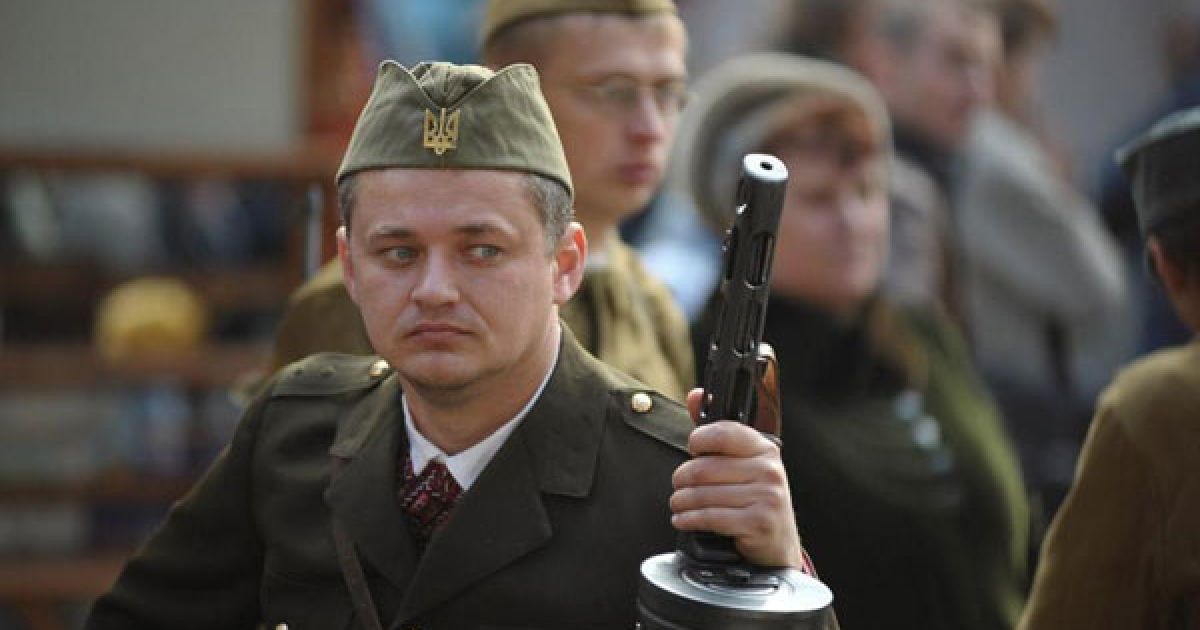 До 68-річниці УПА в Горіховому Гаї у Львові провели реконструкцію ймовірної сцени з бойового життя УПА &ndash; "Повстанці з минулого". / © gazeta.ua