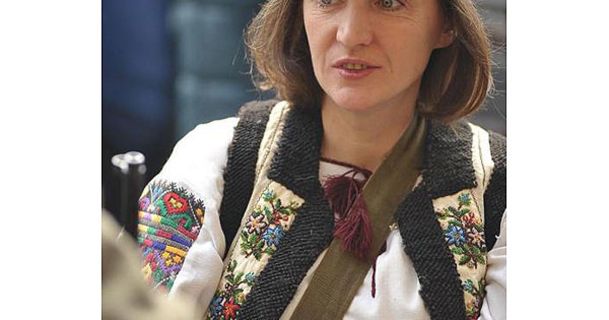 До учасників маршу приєдналися близько 200 місцевих жителів. / © gazeta.ua