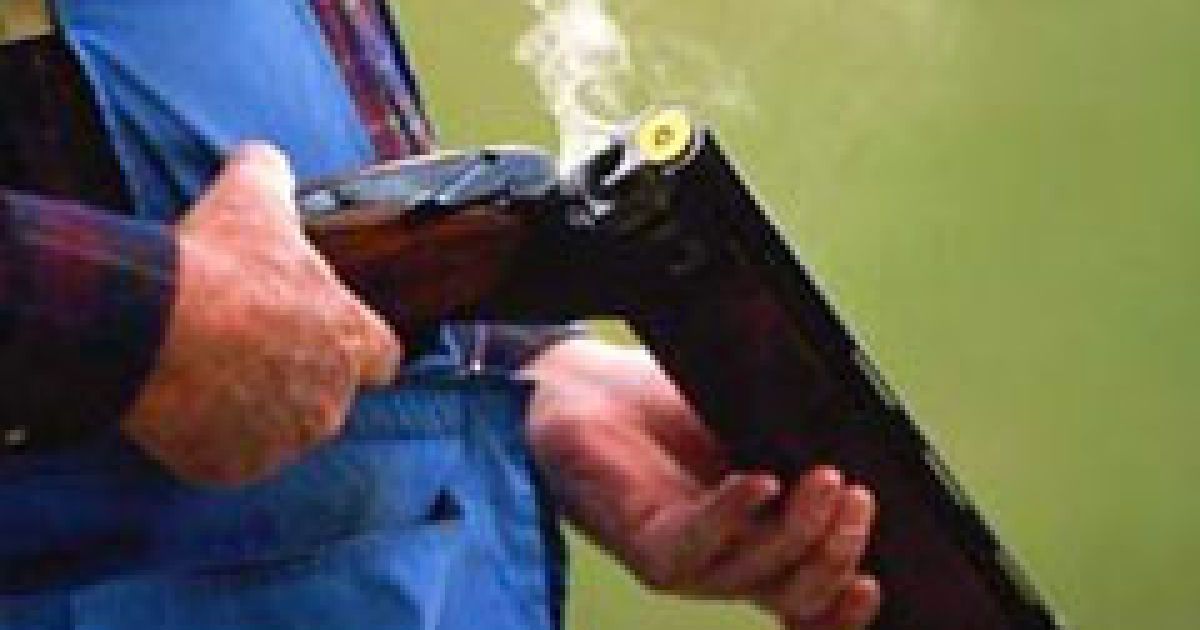 Вбивство біля відділку поліції у Стрию: чоловіку поцілили з дробовика в спину