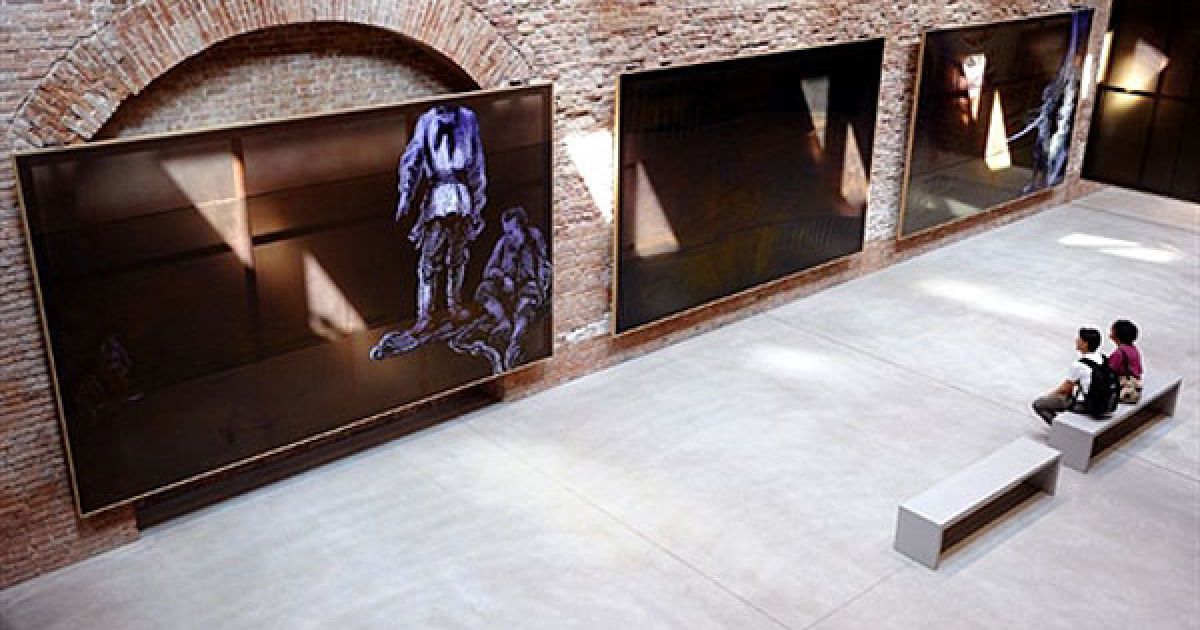 Новий музей сучасного мистецтва відкрився у старовинній будівлі Punta della Dogana у Венеції. / © AFP