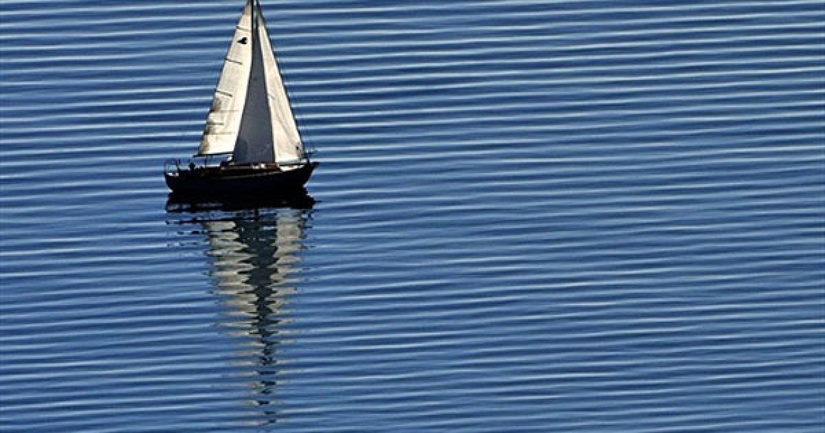 Швейцарія, Каллі. Корабель на березі Женевського озера. / © AFP