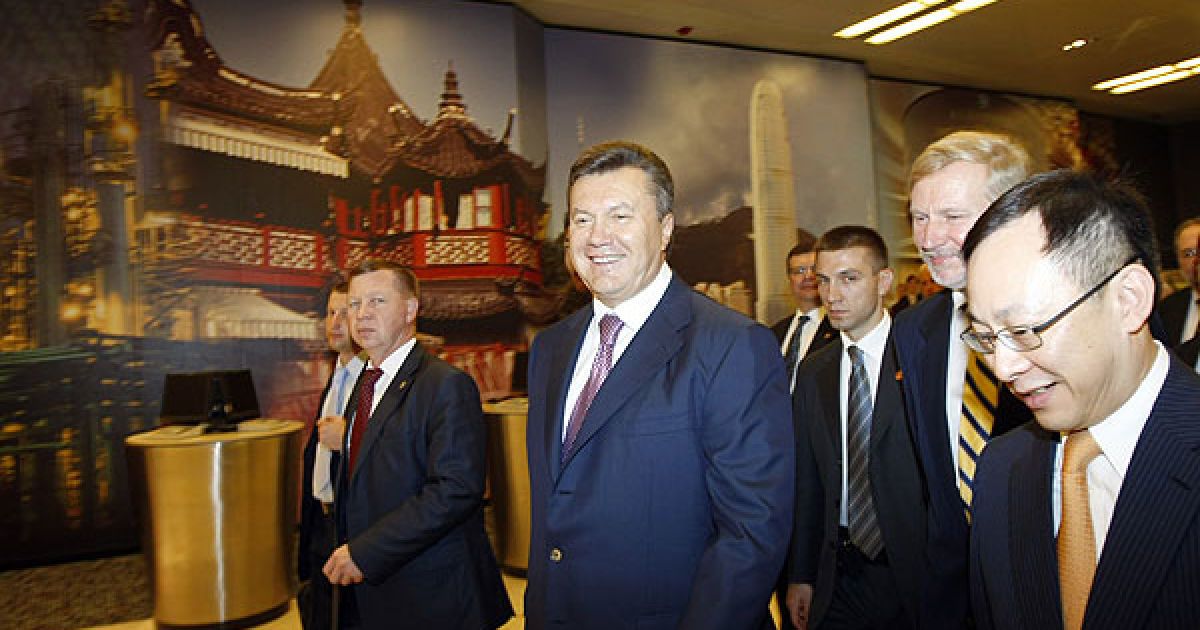 Віктор Янукович під час візиту на Гонконгську фондову біржу / © President.gov.ua
