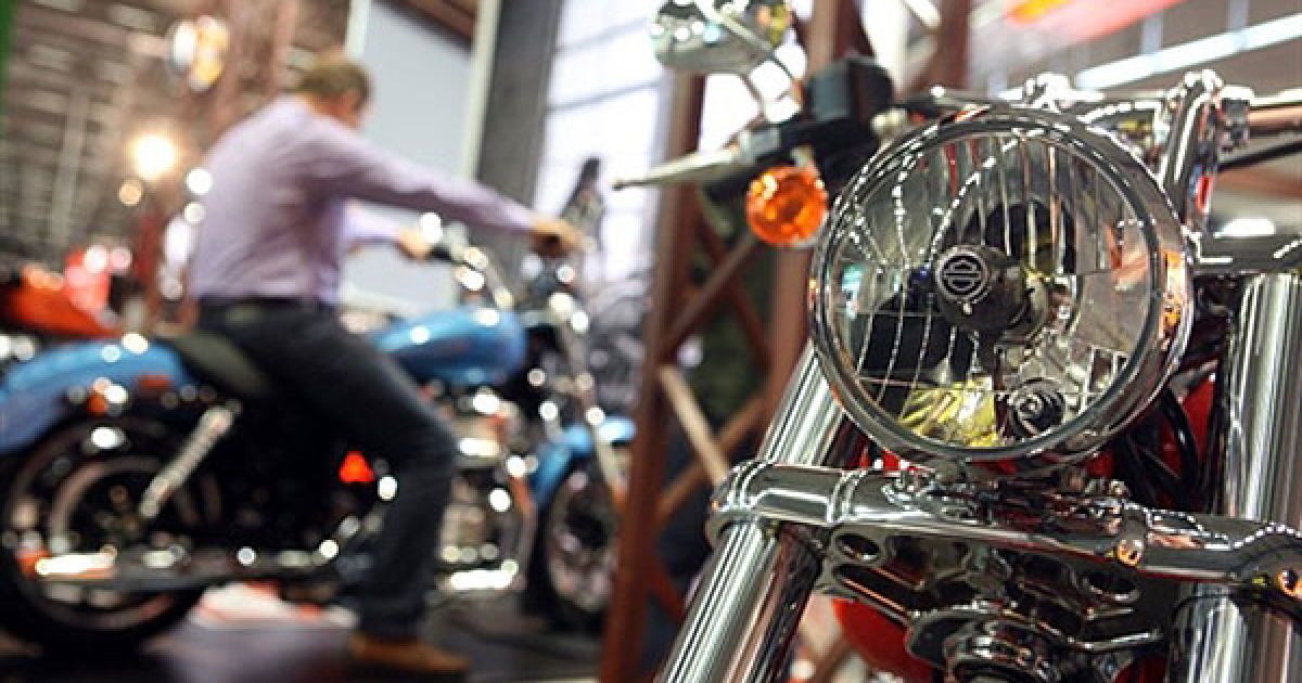 Найбільша у світі мотовиставка Intermot, яка проходить у Кельні (Німеччина), цього року зібрала більше тисячі фірм з 40 країн, які представляють мотоцикли, квадроцикли, трайки, скутери тощо. / © AFP