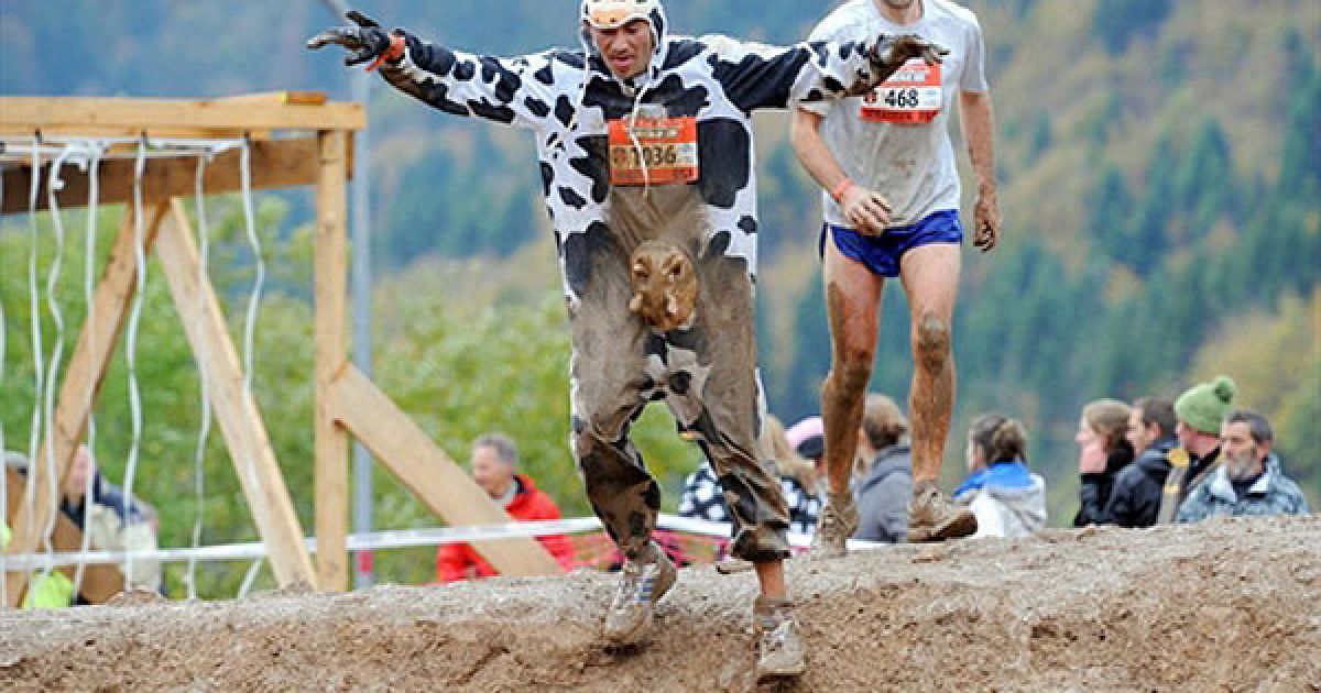 У гірськолижному курорті Бресс (Франція) пройшли змагання з бігу з перешкодами "Fisherman's Friend Strongmanrun".